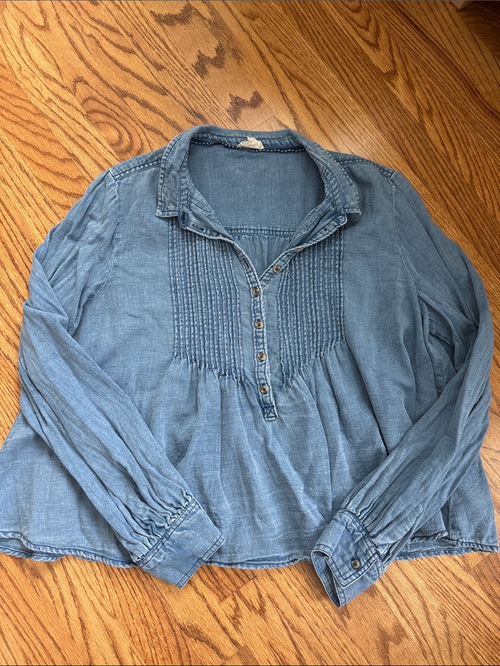 ANTHROPOLOGIE Pilcro Denim-Blue Pintuck Button-Front Blouse